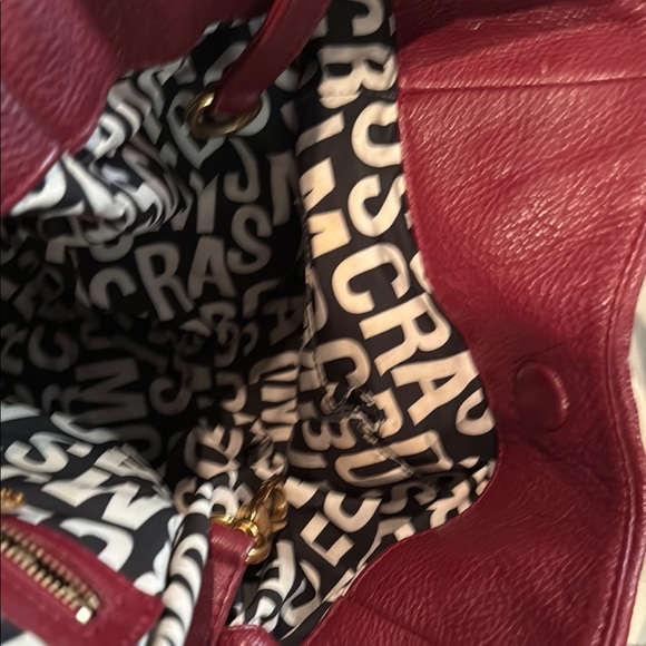 Marc Jacob’s Burgundy Leather Handbag - Picture 8 of 8